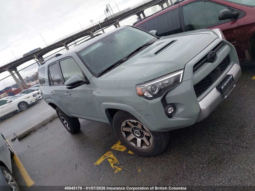 JTERU5JR1N6038925 2022 Toyota 4Runner auction photo 1