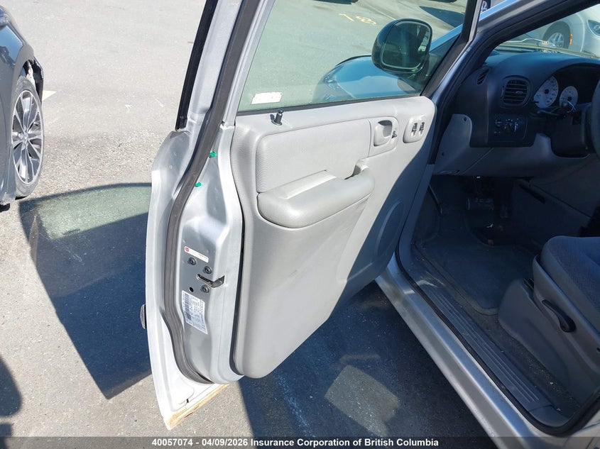 2005 Dodge Grand Caravan Se VIN: 1D4GP24R55B147038 Lot: 40057074