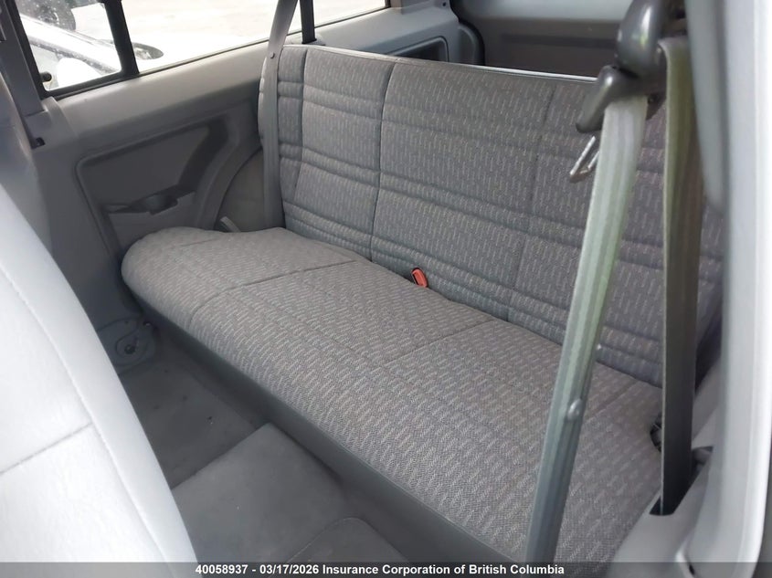 2001 Lexus Is 300 VIN: JTHBD182210028276 Lot: 40058937