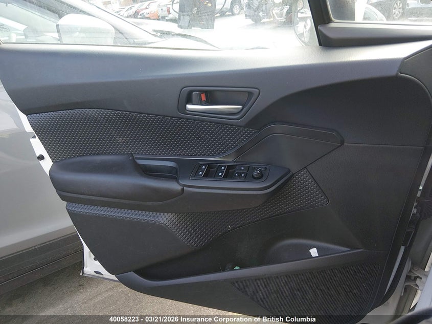 2018 Toyota C-Hr Xle/Xle Premium VIN: NMTKHMBX5JR037013 Lot: 40058223