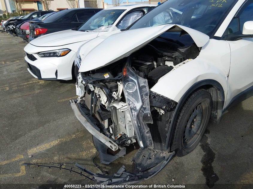 2018 Toyota C-Hr Xle/Xle Premium VIN: NMTKHMBX5JR037013 Lot: 40058223