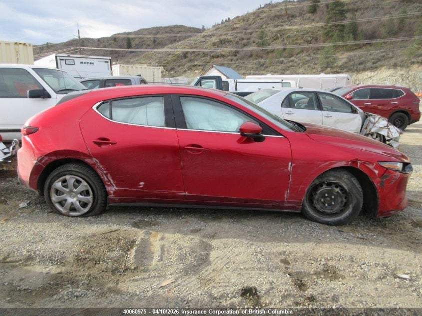 2021 Mazda 3 Premium VIN: JM1BPBML4M1304372 Lot: 40060975