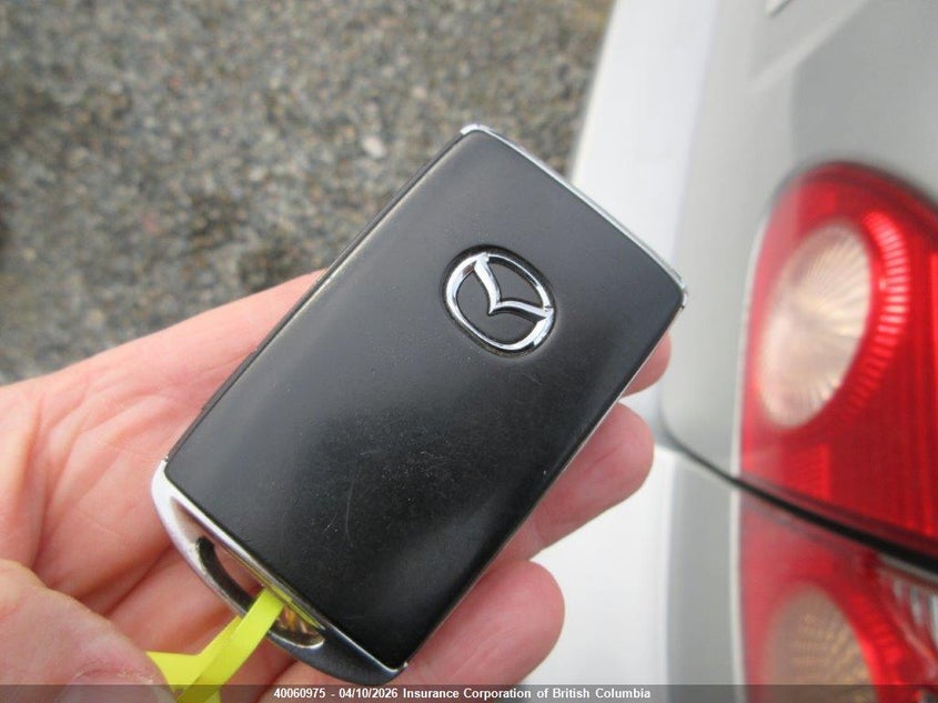 2021 Mazda 3 Premium VIN: JM1BPBML4M1304372 Lot: 40060975