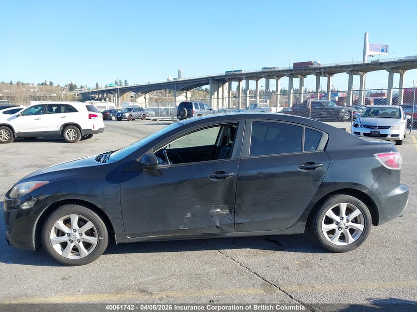 2011 Mazda Mazda3 Gs VIN: JM1BL1VF8B1435915 Lot: 40061742