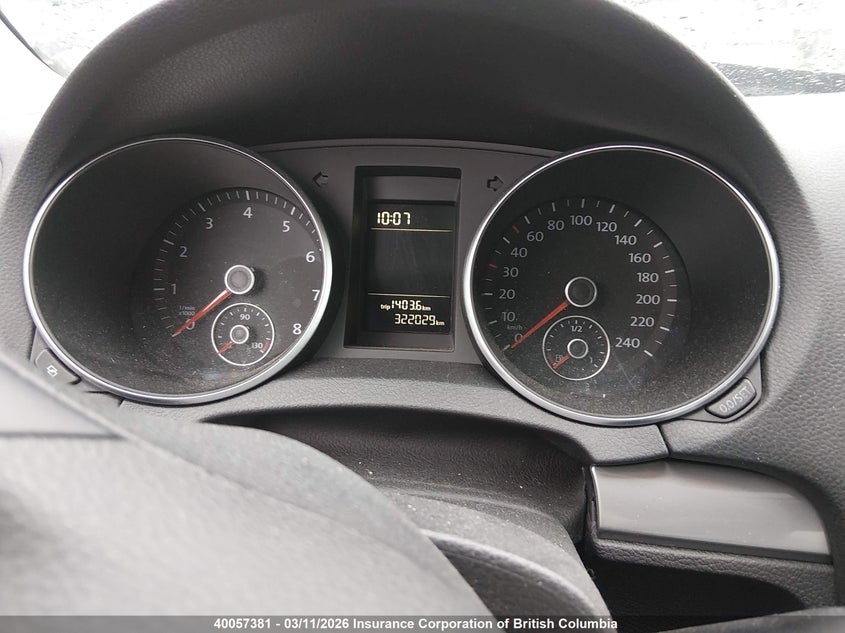 2011 Volkswagen Golf VIN: WVWDA7AJXBW086755 Lot: 40057381