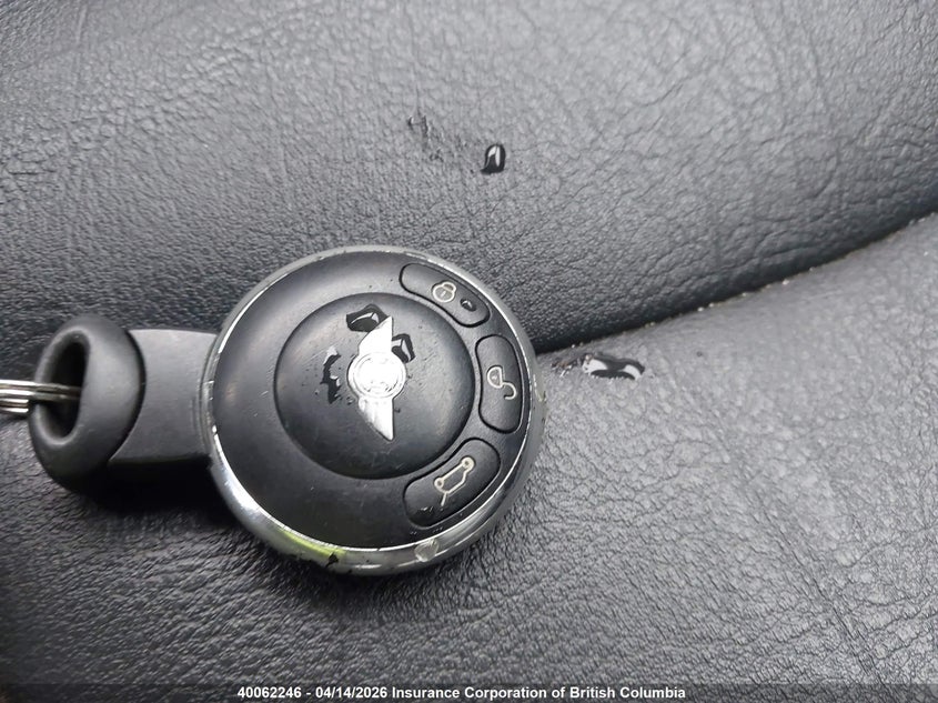 2010 Mini Cooper Clubman VIN: WMWML3C51ATX39148 Lot: 40062246