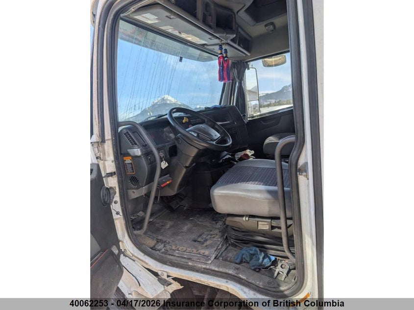 2019 Volvo Vn L VIN: 4V4NC9EJ8KN205143 Lot: 40062253