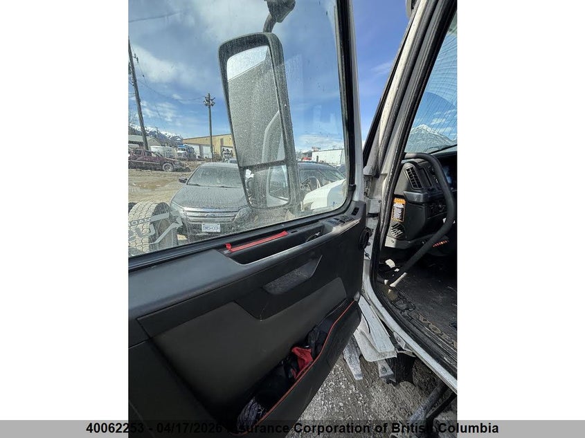 2019 Volvo Vn L VIN: 4V4NC9EJ8KN205143 Lot: 40062253