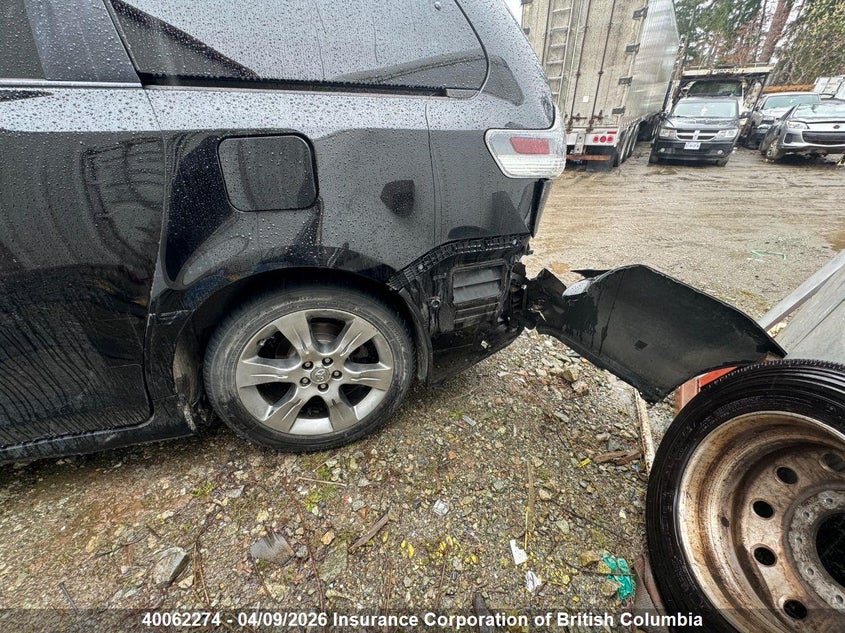 2014 Toyota Sienna Sport VIN: 5TDXK3DC6ES418288 Lot: 40062274