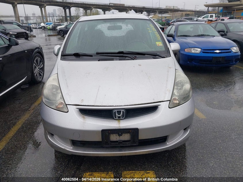 2007 Honda Fit VIN: JHMGD384X7S821132 Lot: 40062504