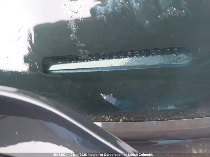 2004 Toyota Corolla Matrix Xr VIN: 2T1LR32E94C818173 Lot: 40062634