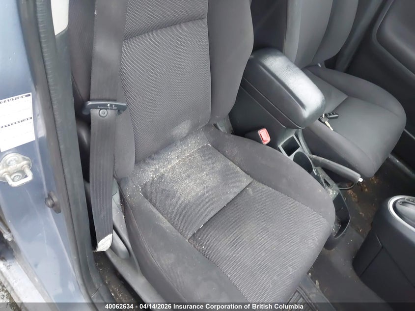 2004 Toyota Corolla Matrix Xr VIN: 2T1LR32E94C818173 Lot: 40062634