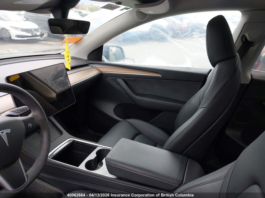 2025 Tesla Model Y VIN: 7SAYGAEE7SF296280 Lot: 40062664