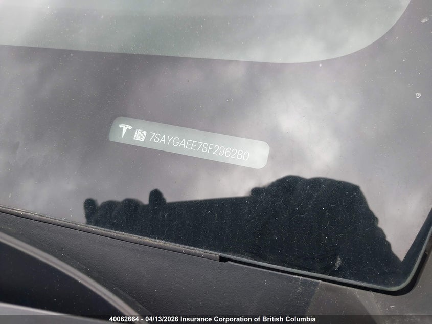 2025 Tesla Model Y VIN: 7SAYGAEE7SF296280 Lot: 40062664