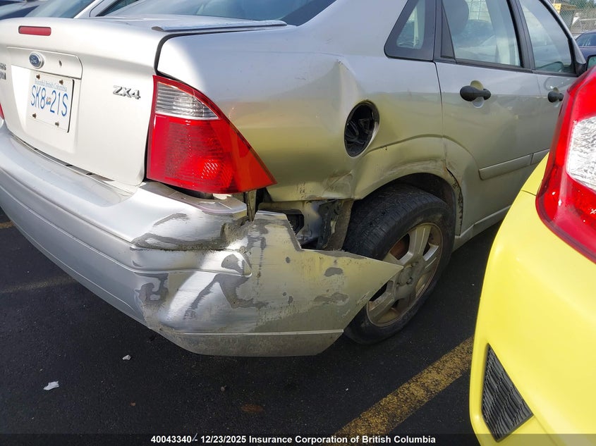 2005 Ford Focus Zx4 VIN: 1FAFP34N25W153454 Lot: 40043340