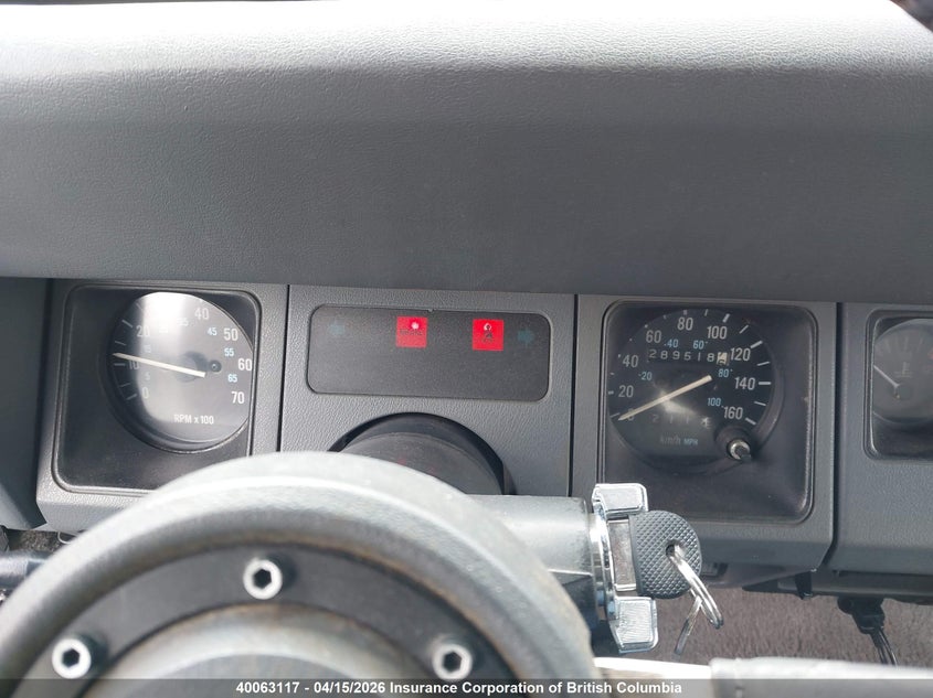 1990 Jeep Wrangler / Yj Laredo VIN: 2J4FY59T1LJ523589 Lot: 40063117