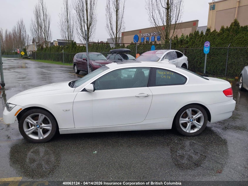 2007 BMW 328I VIN: WBAWB33557PV70989 Lot: 40063124