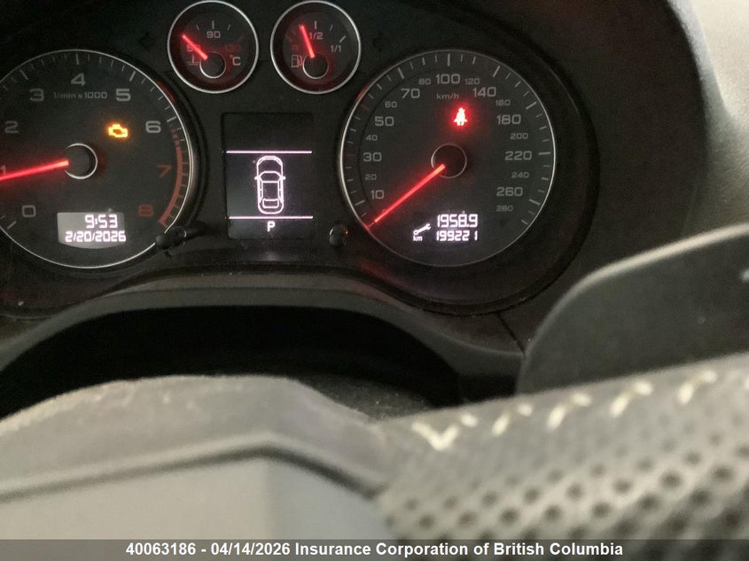 2000 Mercedes-Benz E 320 VIN: WDBJF65J9YB045234 Lot: 40063186