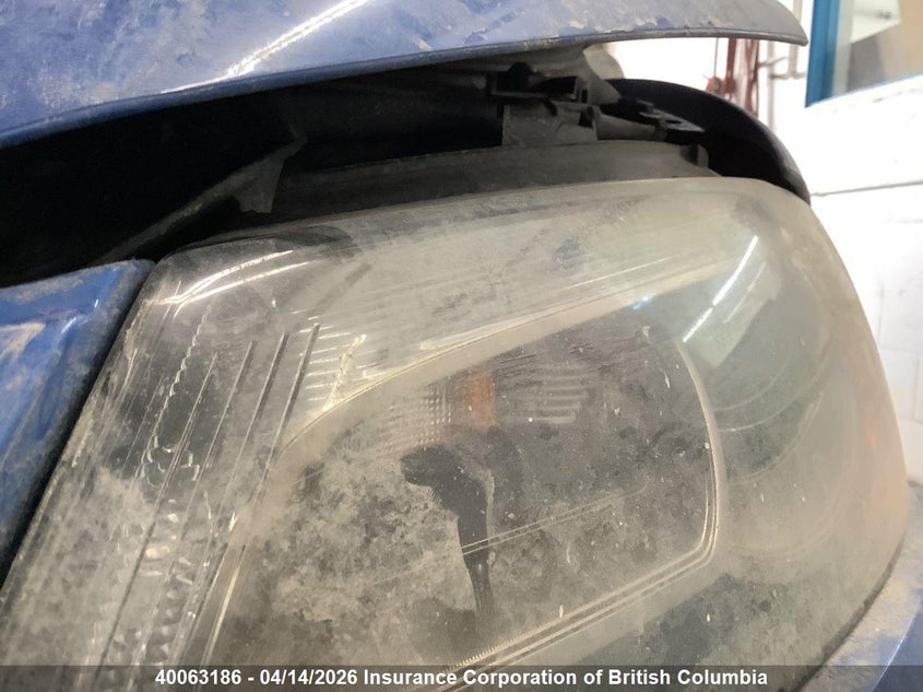 2000 Mercedes-Benz E 320 VIN: WDBJF65J9YB045234 Lot: 40063186