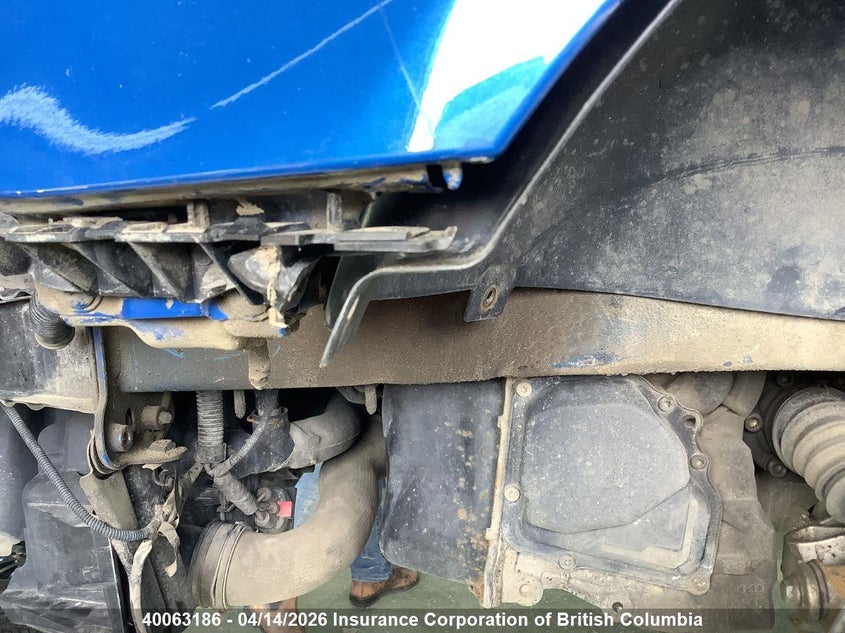 2000 Mercedes-Benz E 320 VIN: WDBJF65J9YB045234 Lot: 40063186