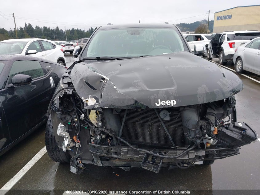 2011 Jeep Grand Cherokee Limited VIN: 1J4RR5GT2BC567915 Lot: 40058201