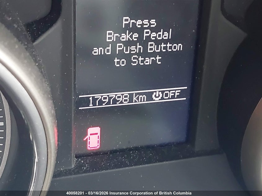 2011 Jeep Grand Cherokee Limited VIN: 1J4RR5GT2BC567915 Lot: 40058201