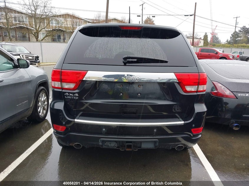 2011 Jeep Grand Cherokee Limited VIN: 1J4RR5GT2BC567915 Lot: 40058201