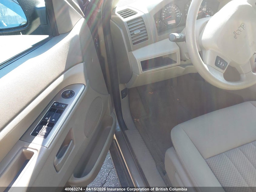 2006 Jeep Grand Cherokee Laredo/Columbia/Freedom VIN: 1J4HR48N56C304426 Lot: 40063274