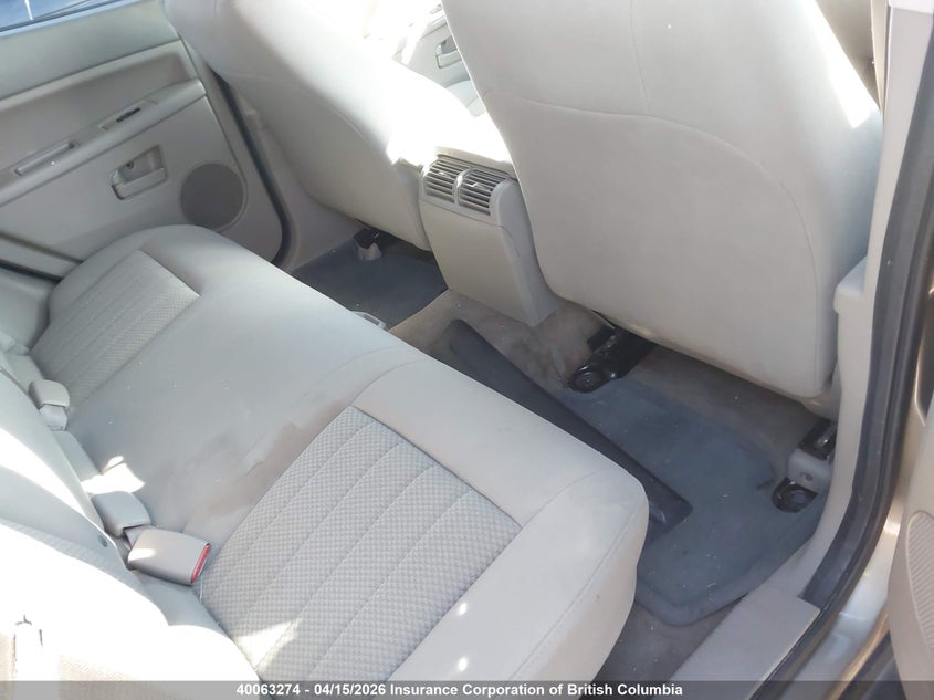 2006 Jeep Grand Cherokee Laredo/Columbia/Freedom VIN: 1J4HR48N56C304426 Lot: 40063274