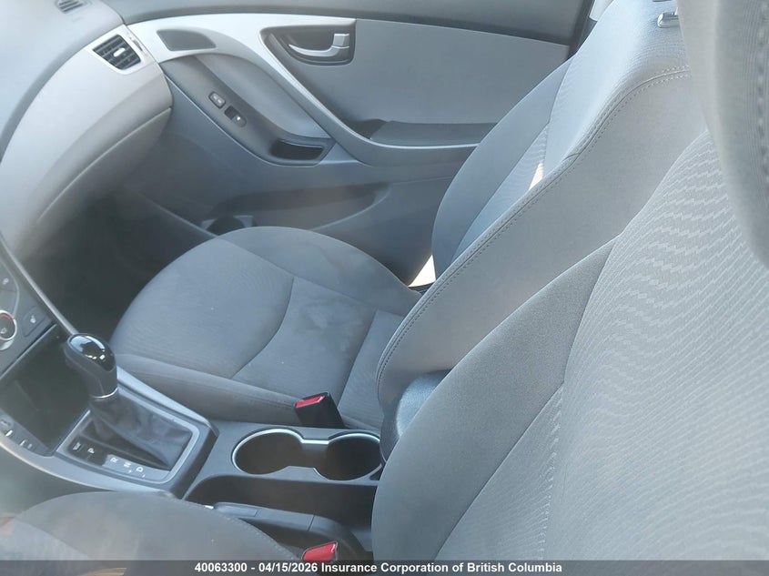 2014 Hyundai Elantra Se/Sport/Limited VIN: 5NPDH4AE6EH490692 Lot: 40063300