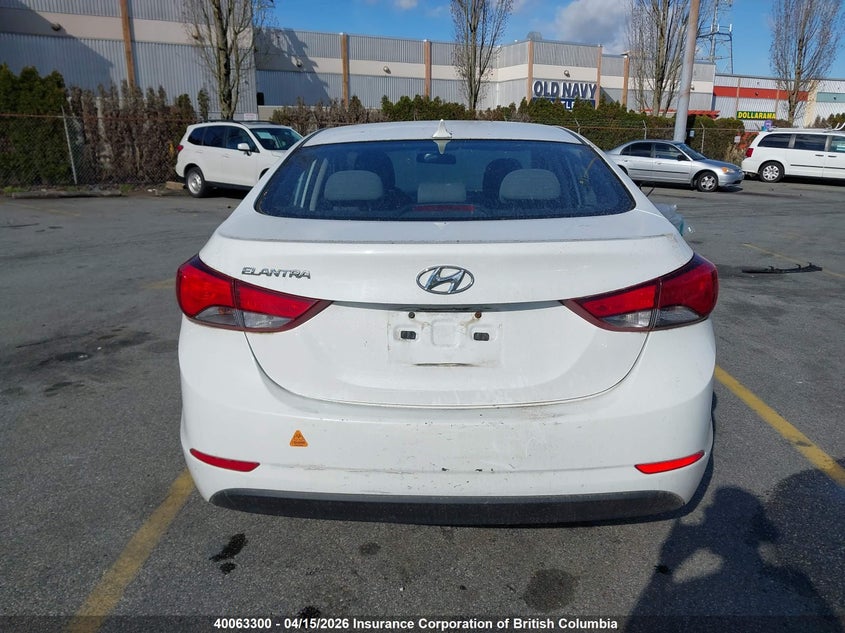 2014 Hyundai Elantra Se/Sport/Limited VIN: 5NPDH4AE6EH490692 Lot: 40063300