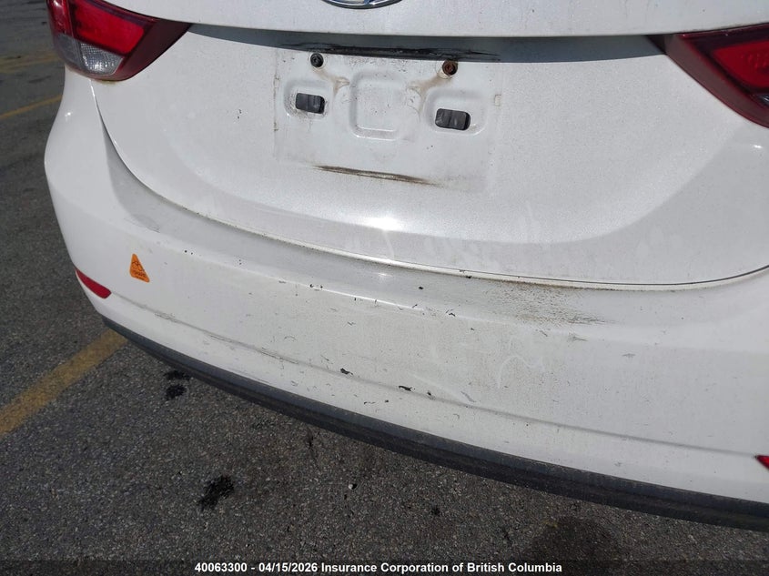 2014 Hyundai Elantra Se/Sport/Limited VIN: 5NPDH4AE6EH490692 Lot: 40063300