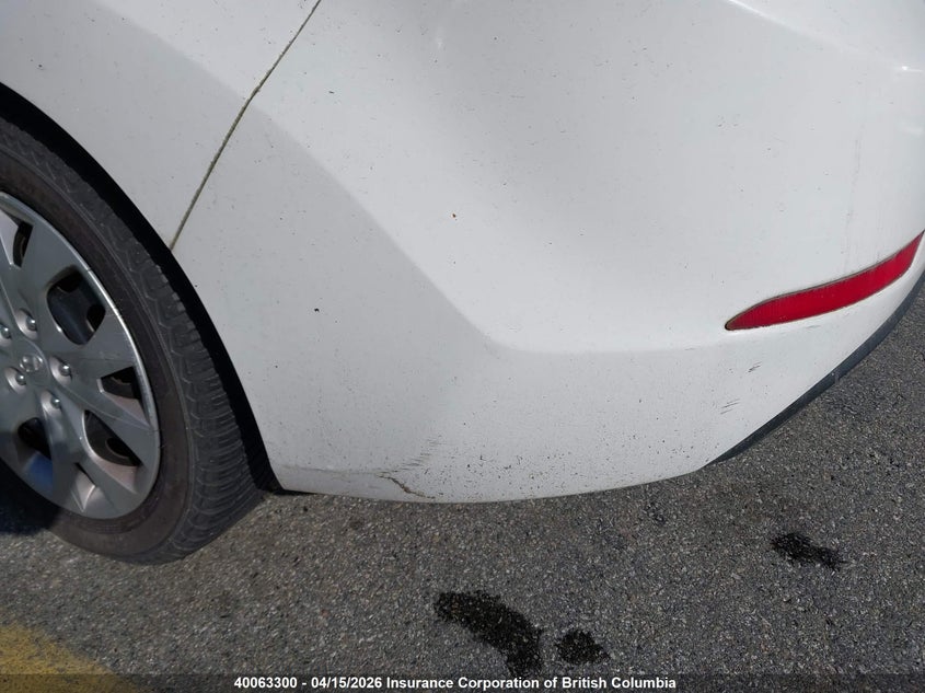 2014 Hyundai Elantra Se/Sport/Limited VIN: 5NPDH4AE6EH490692 Lot: 40063300