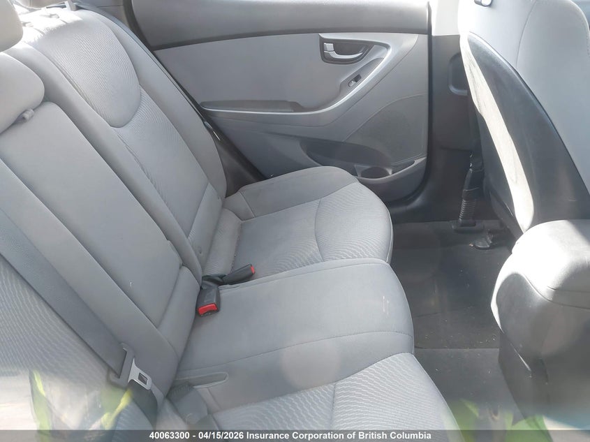 2014 Hyundai Elantra Se/Sport/Limited VIN: 5NPDH4AE6EH490692 Lot: 40063300