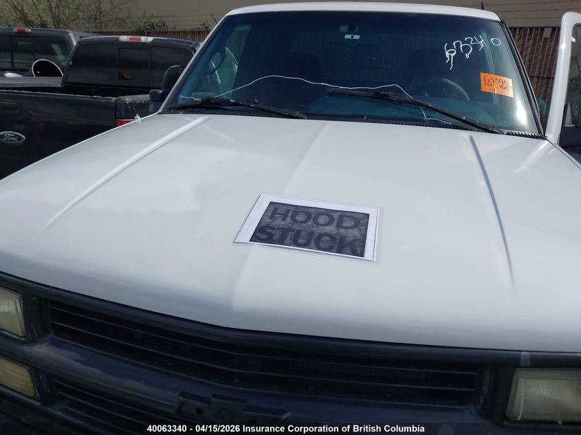 1996 GMC Sierra VIN: 1GTGK29F2TE518100 Lot: 40063340