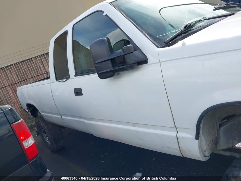 1996 GMC Sierra VIN: 1GTGK29F2TE518100 Lot: 40063340