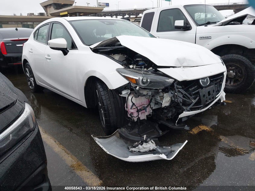 2018 Mazda 3 Grand Touring VIN: 3MZBN1M38JM233589 Lot: 40058543