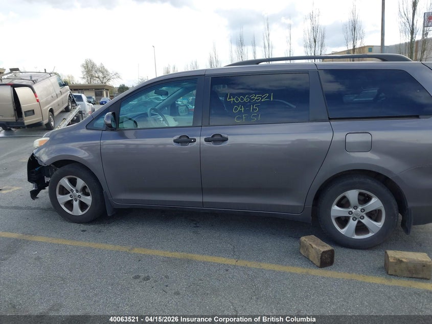 2011 Toyota Sienna VIN: 5TDZK3DC7BS097012 Lot: 40063521