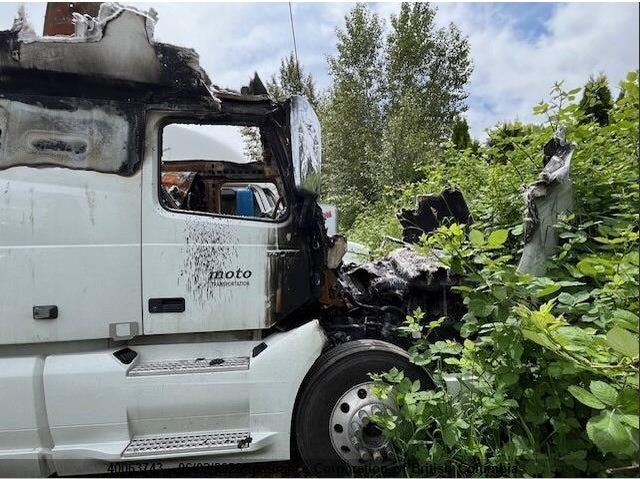 2022 VOLVO VN L TRUCK 12.8L 6
