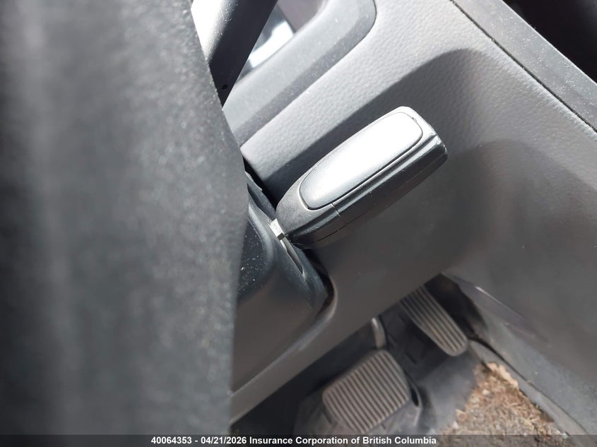 2004 Volvo S60 VIN: YV1RS61T842353930 Lot: 40064353