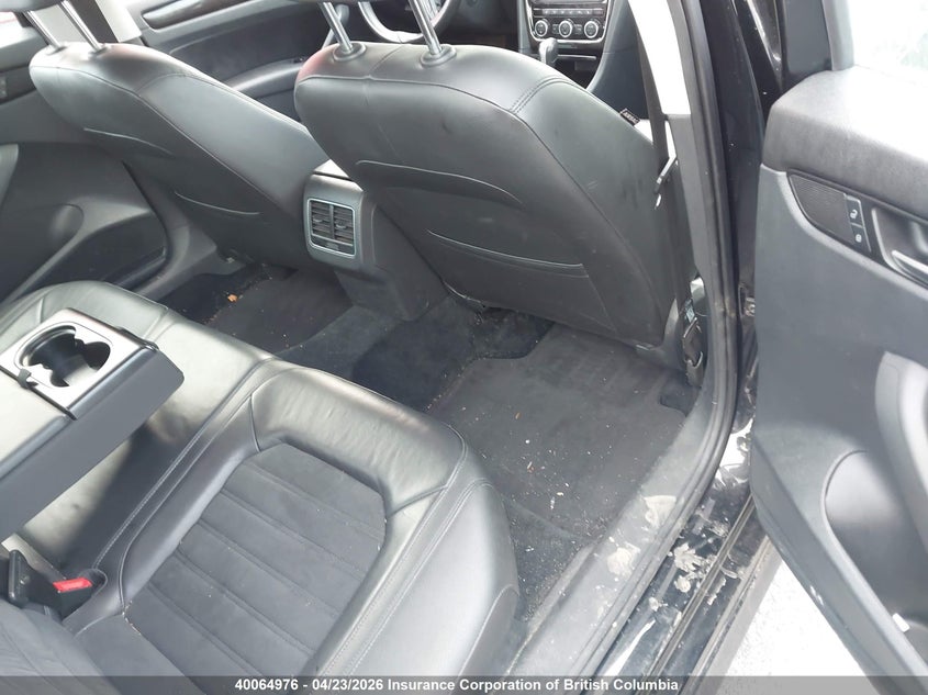 2013 Volkswagen Passat Sel VIN: 1VWCN7A39DC145443 Lot: 40064976