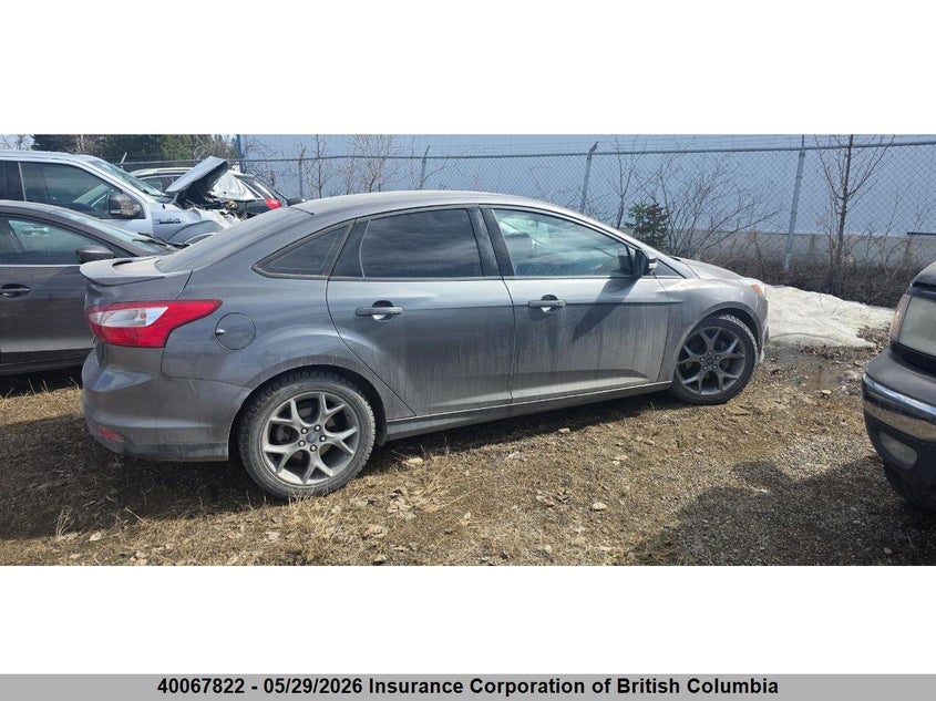 Vin: 1fadp3f21el433877, lot: 30082102, ford focus 20142