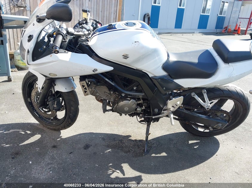 2011 Suzuki Sv650 A VIN: JS1VP53B3B2100154 Lot: 40068233