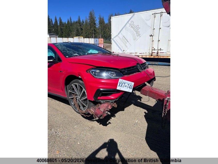 2018 Volkswagen Golf VIN: WVWWF7AU7JW207325 Lot: 40068601