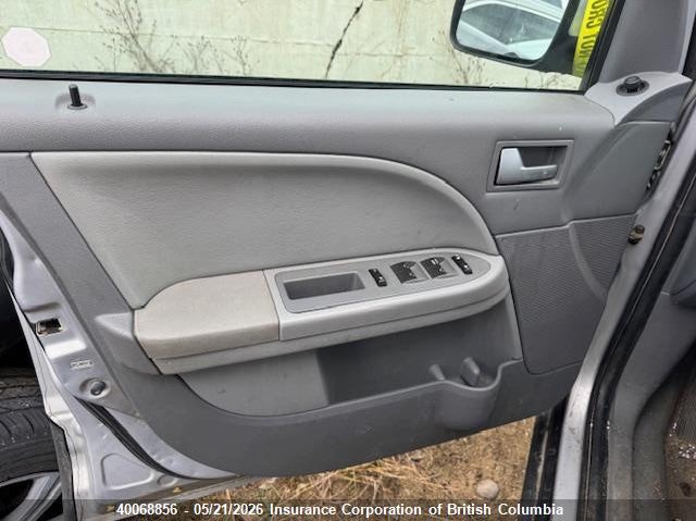 2005 Ford Freestyle Sel VIN: 1FMDK051X5GA16679 Lot: 40068856