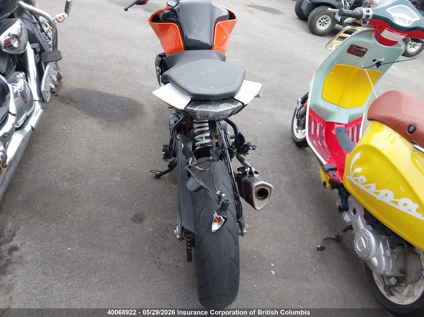2019 Ktm 390 Duke VIN: MD2JPJ400KC214580 Lot: 40068922