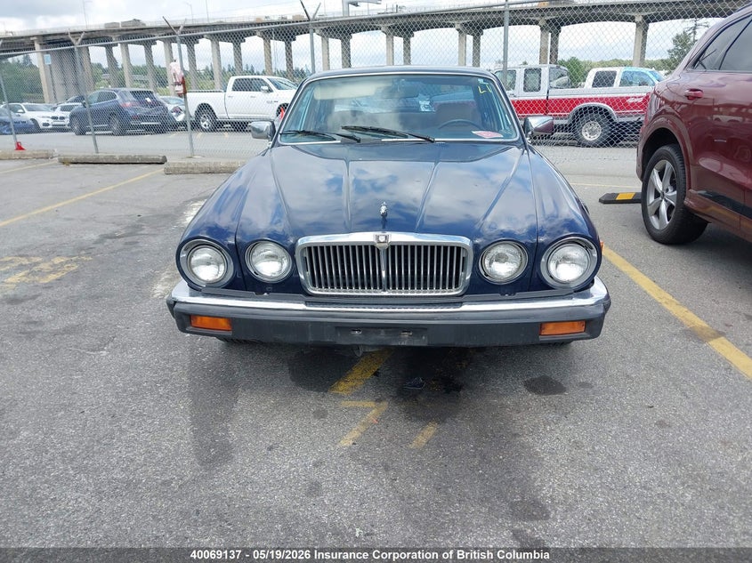 1987 Jaguar Xj6 VIN: SAJAV1346HC463735 Lot: 40069137