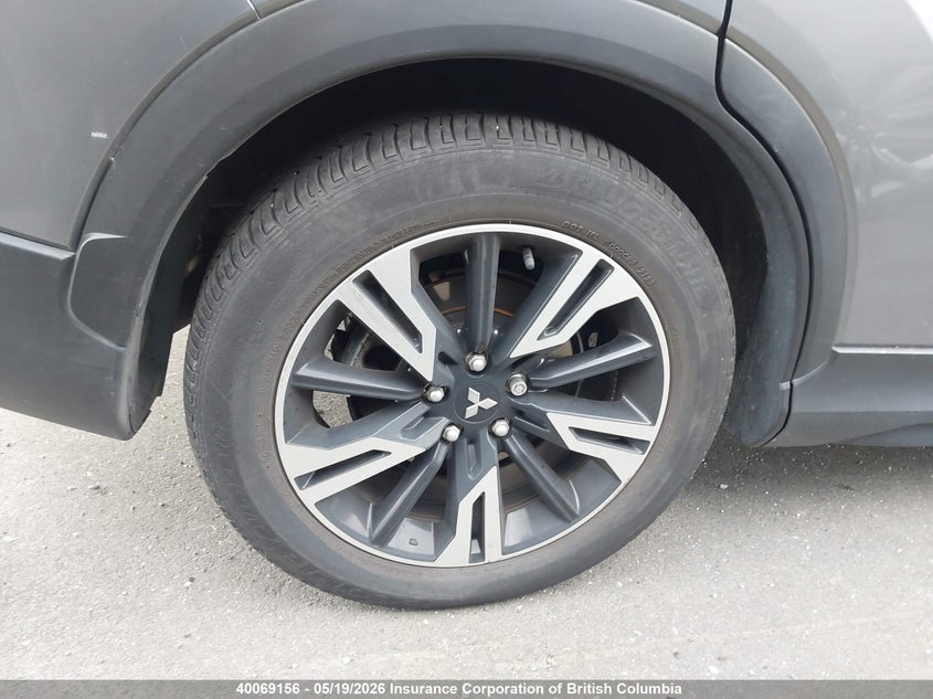 2024 Mitsubishi Eclipse Cross Le/Ralliart VIN: JA4ATVAA1RZ600853 Lot: 40069156