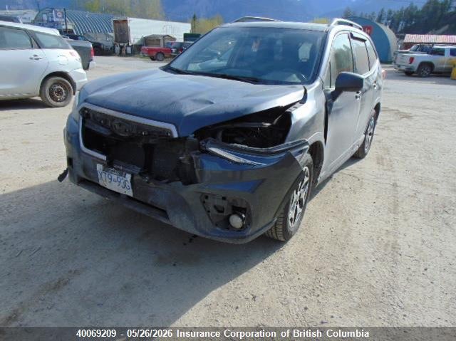 Vin: jf2skejc4lh429058, lot: 30083855, subaru forester touring 20202