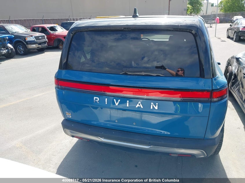 2023 Rivian R1S VIN: 7PDSGABA0PN011778 Lot: 40069717